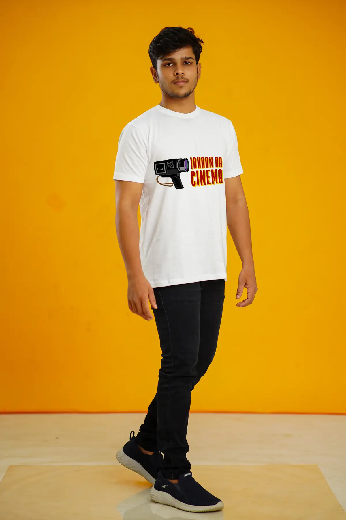Poshemodetees-Male-IdandaCinema-White-Tees-2