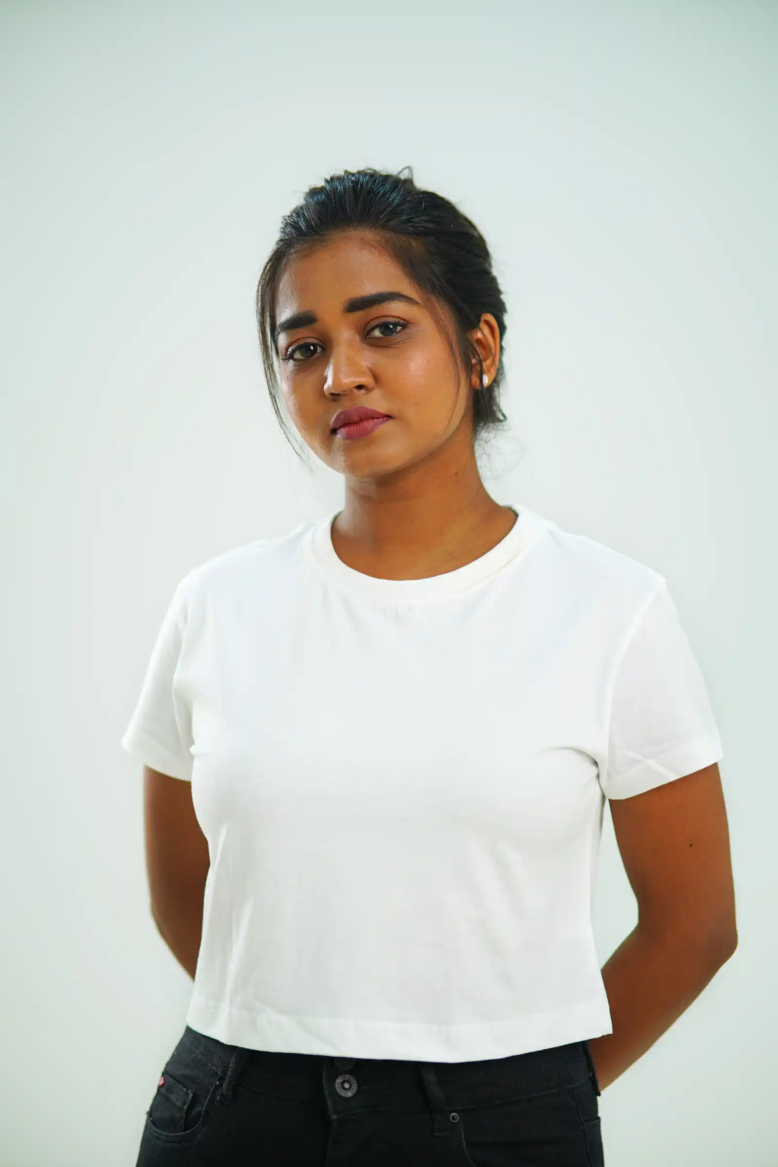 PoshemodeTees-Female-Solids-White-Croptops (1)